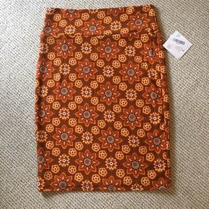 NWT lularoe Cassie skirt size L